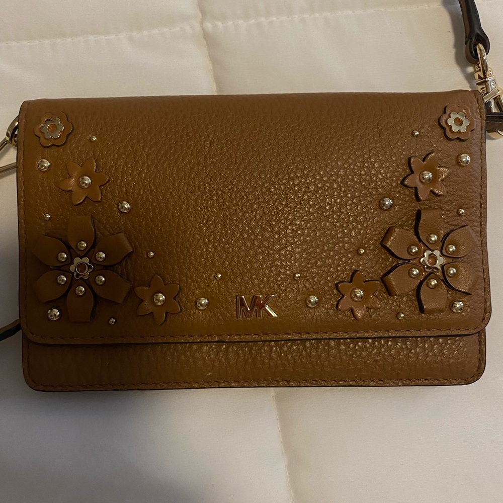 Michael kors bag clutch bag with strap